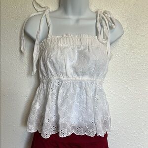 American Eagle Outfitters White Eyelet Lace Tie Shoulders Camisole Size Small